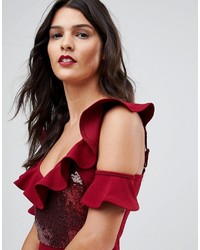 Темно-красное облегающее платье с пайетками