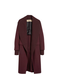 Женское темно-красное пальто от Burberry