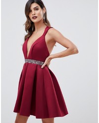 Темно-красное платье с пышной юбкой с украшением от ASOS DESIGN