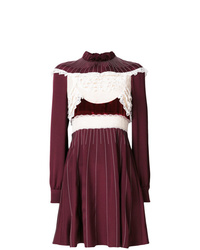 Темно-красное платье с пышной юбкой с украшением от Valentino