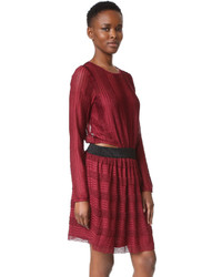 Темно-красное платье-футляр от Endless Rose