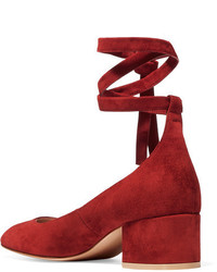 Темно-красные замшевые туфли от Gianvito Rossi