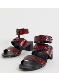 Темно-красные кожаные босоножки на каблуке со змеиным рисунком от Simply Be Wide Fit
