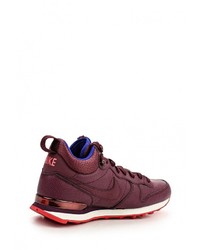 Женские темно-красные кроссовки от Nike