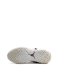 Мужские темно-красные кроссовки от Jordan