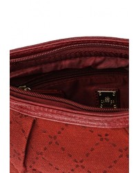 Темно-красный клатч от Carpisa