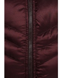 Женский темно-красный пуховик от Nike