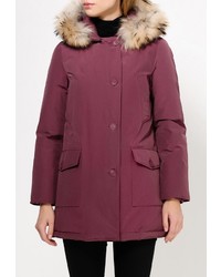 Женский темно-красный пуховик от Woolrich