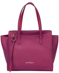 Темно-пурпурная кожаная большая сумка от Salvatore Ferragamo