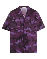Мужская темно-пурпурная рубашка с коротким рукавом с камуфляжным принтом от Valentino