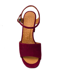 Темно-пурпурные кожаные босоножки на каблуке от Chie Mihara