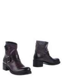 Темно-пурпурные кожаные ботинки