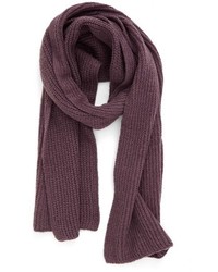 Темно-пурпурный вязаный шарф