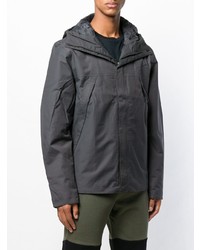 Мужская темно-серая ветровка от The North Face