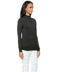 Женская темно-серая водолазка