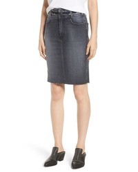 Темно-серая джинсовая юбка-карандаш