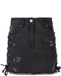 Темно-серая кружевная рваная мини-юбка от Versus