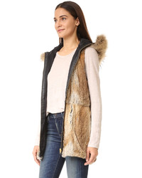 Женская темно-серая парка от SAM.