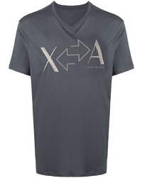 Мужская темно-серая футболка с v-образным вырезом с принтом от Armani Exchange