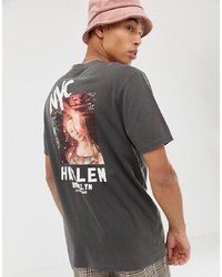 Мужская темно-серая футболка с круглым вырезом с принтом от ASOS DESIGN