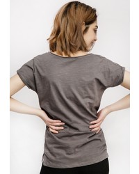 Женская темно-серая футболка от Monflame