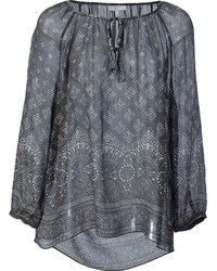 Темно-серая шелковая блузка с принтом