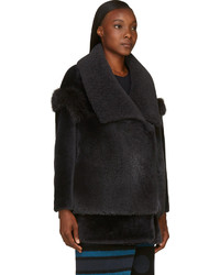 Темно-серая шуба от Burberry