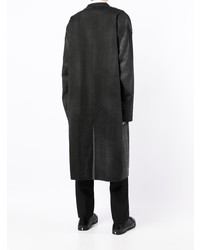 Темно-серое длинное пальто от Yohji Yamamoto