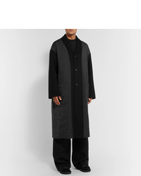 Темно-серое длинное пальто от Valentino
