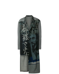 Темно-серое длинное пальто от Yohji Yamamoto