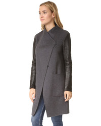 Женское темно-серое кожаное пальто от Soia & Kyo