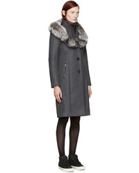 Женское темно-серое пальто от Mackage