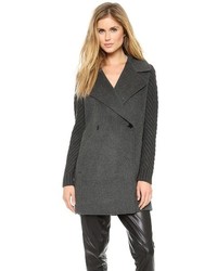 Женское темно-серое пальто от Vince