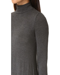 Темно-серое платье от Clayton