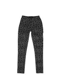 Темно-серые брюки с леопардовым принтом