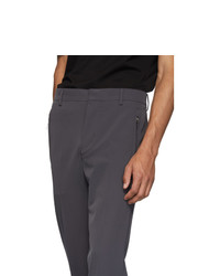 Темно-серые брюки чинос от Prada