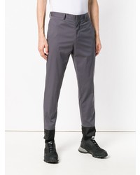 Темно-серые брюки чинос от Prada