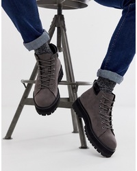 Мужские темно-серые замшевые повседневные ботинки от ASOS DESIGN