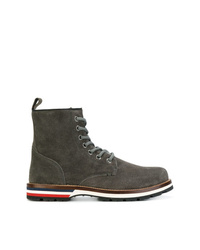 Мужские темно-серые замшевые повседневные ботинки от Moncler