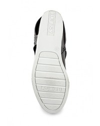 Темно-серые замшевые полусапоги от Betsy