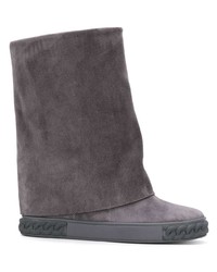 Темно-серые замшевые полусапоги от Casadei