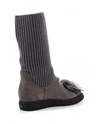 Темно-серые замшевые полусапоги от Elsi