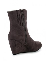 Темно-серые замшевые полусапоги от Spot On