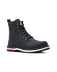 Мужские темно-серые замшевые рабочие ботинки от Moncler