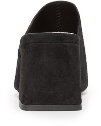 Темно-серые замшевые сабо от Jeffrey Campbell