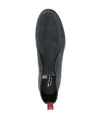 Темно-серые замшевые туфли дерби от Kiton
