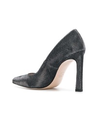 Темно-серые замшевые туфли от Stuart Weitzman