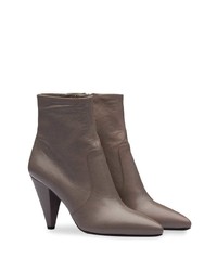 Темно-серые кожаные ботильоны от Prada