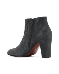 Темно-серые кожаные ботильоны от Chie Mihara