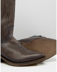 Темно-серые кожаные сапоги от Frye